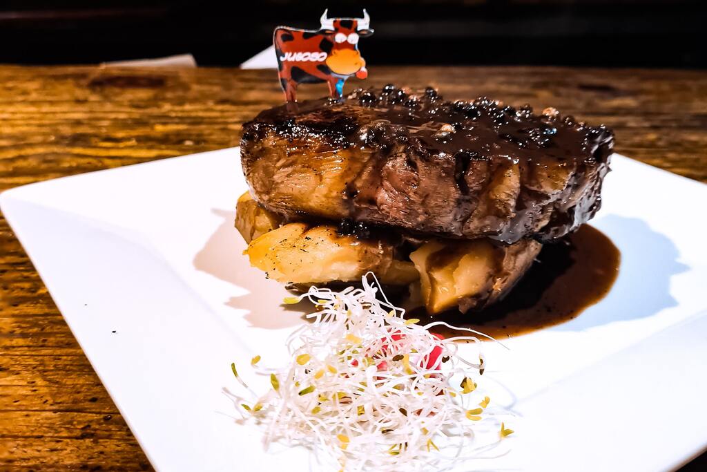 food-ojo-de-bife-5-bayas-jus-de-carne